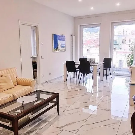 Arcole Deluxe Appartamento Napoli